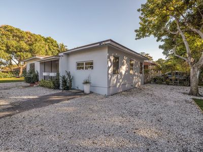 424 NW 53rd St, Miami, FL, 33127
