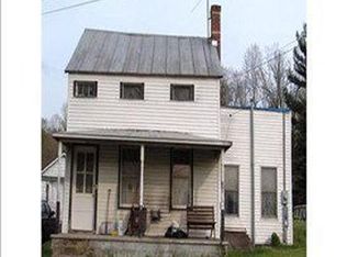 9 Pooles Hill Rd, Ancram, NY 12502