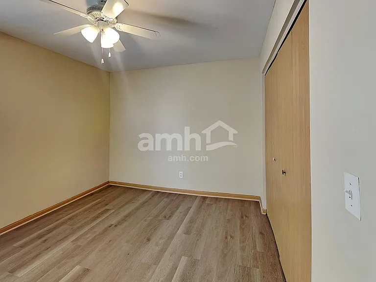 14233 S Hillsdale Ct — Photo 22