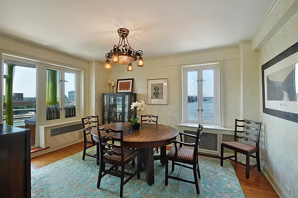 Sold by Corcoran | media 16