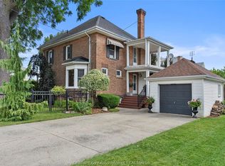 52 Cross St, Chatham Kent, ON N7M 1K7