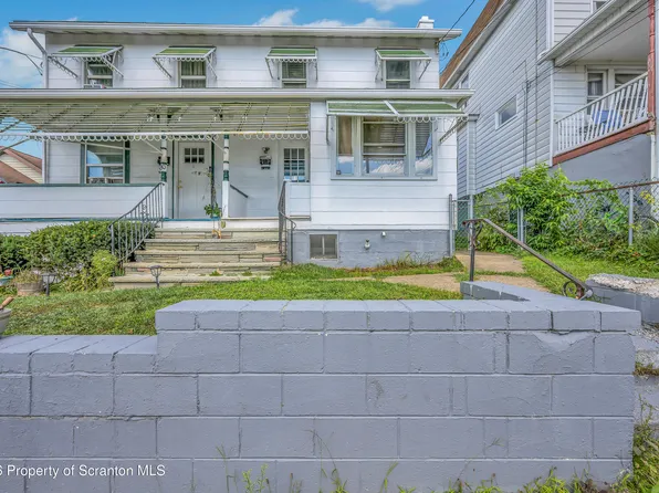 32 E Stanton St, Wilkes Barre, PA 18705