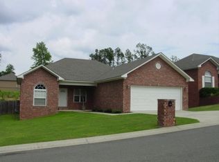 134 Westoak Pl, Hot Springs, AR 71913