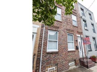 3029 E Thompson St, Philadelphia, PA 19134