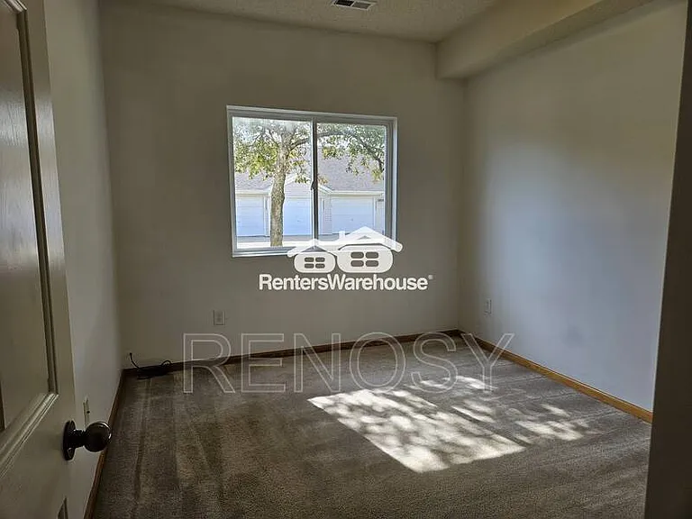 8601 Westown Pkwy #20109 — Photo 11