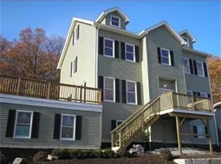 90 Cliff St, Lynn, MA 01905