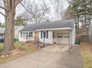 1356 Elmwood Ave SW, North Canton, OH 44720