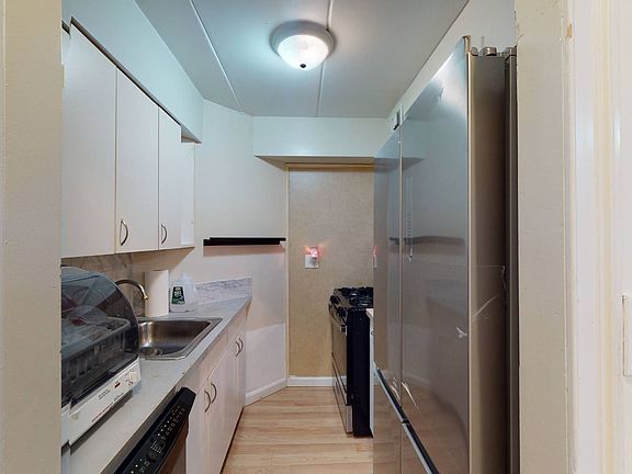 5th image of 43-04 158th St Floor 1D-1