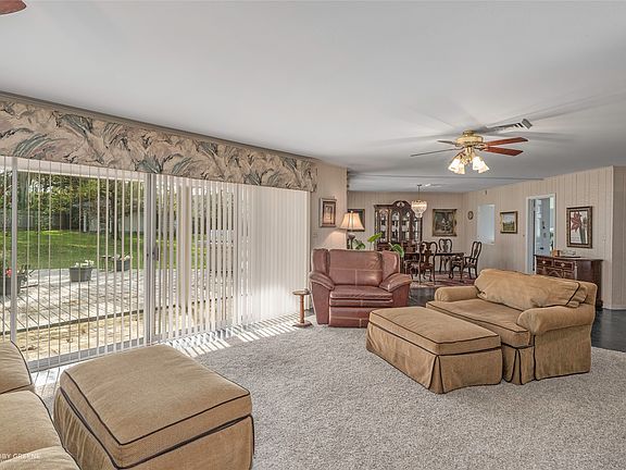 4th image of 701 Palmetto Rd