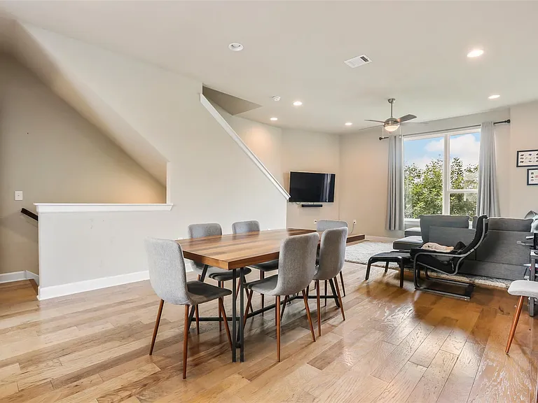 1416 Waterloo Shore Ln #3 — Photo 3