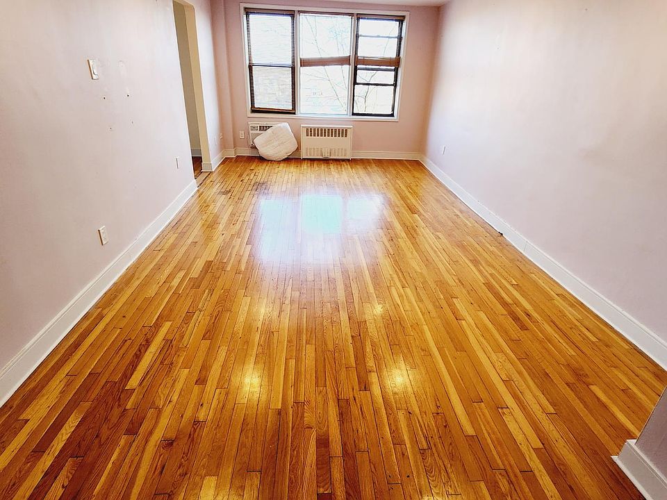 1st image of 145 Lincoln Ave APT 4U