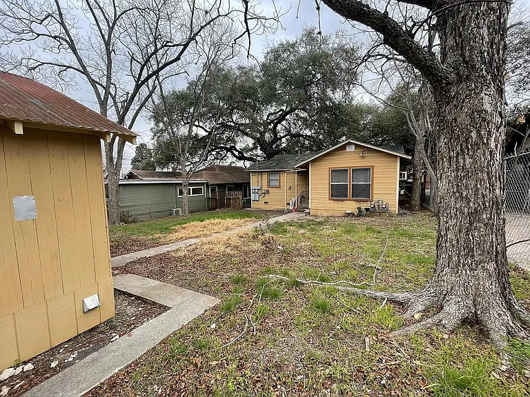 1231 Avant Ave — Photo 4