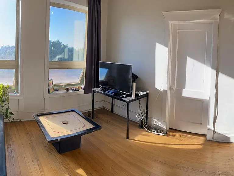 2545 N Sheffield Ave #310 — Photo 1
