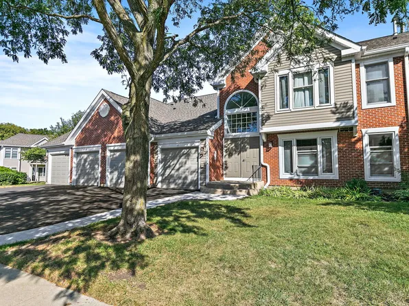 1871 Fox Run Dr Unit A, Elk Grove Village, IL 60007
