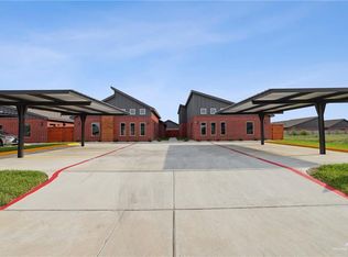 905 W 8th St #2A, Mission, TX 78572