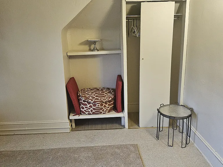 4006 Fernhill Ave #3 — Photo 2