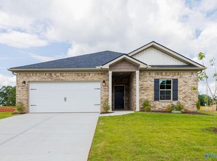 202 Roman Randall Rd, New Market, AL 35761