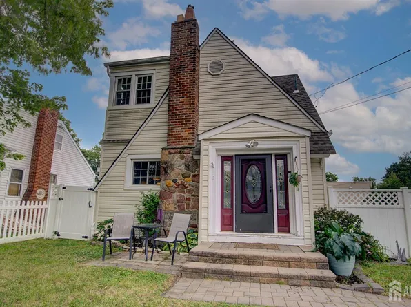 6 Anchor Blvd, Old Bridge, NJ 08857