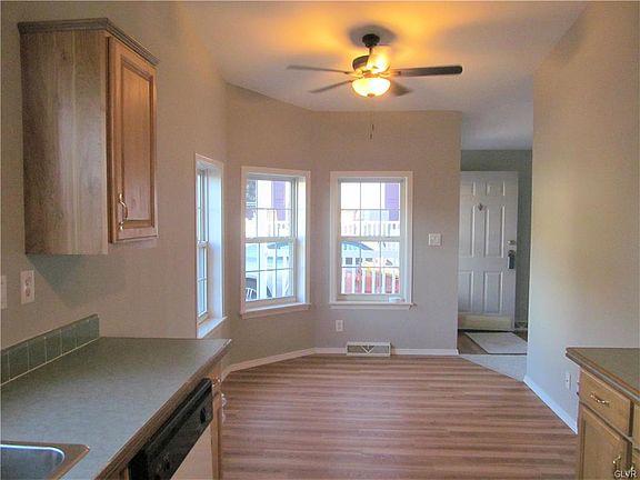 5th image of 77 Penny Ln
