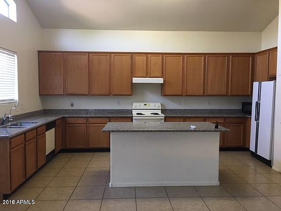 3rd image of 3530 N Lady Lake Ln