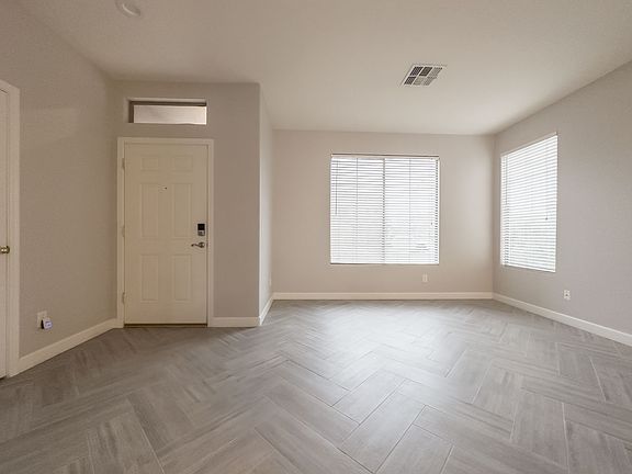 3rd image of 10310 W Pioneer St