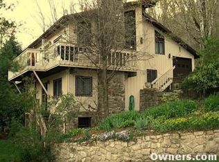 440 Cliffside Ln, Seven Devils, NC 28604