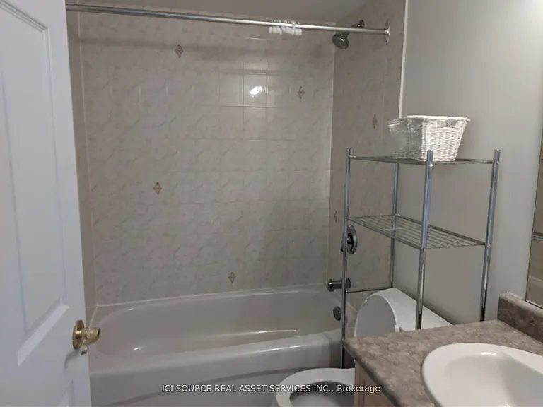 429 Somerset St W #204 — Photo 20