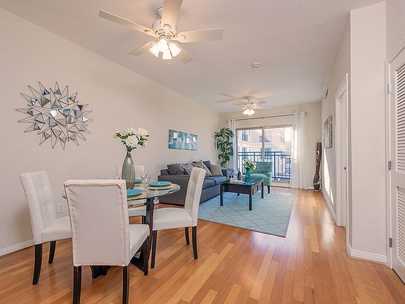 5th image of 450 J St Unit 6061