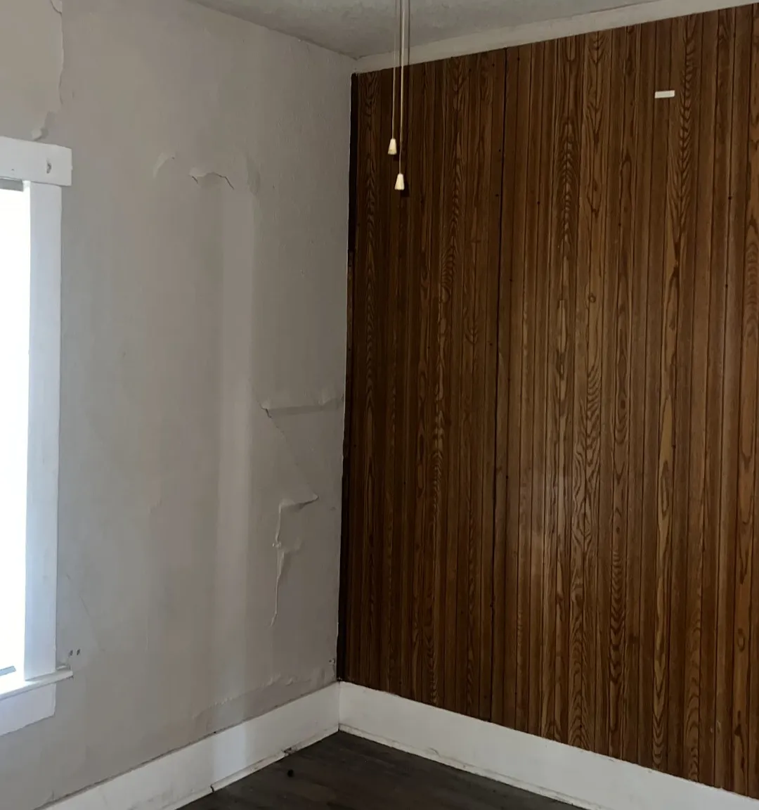 3 bed, 1189 sqft, $950 — Photo 1