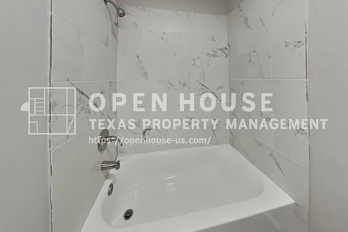 4102 Sand Ripple Ln — Photo 11