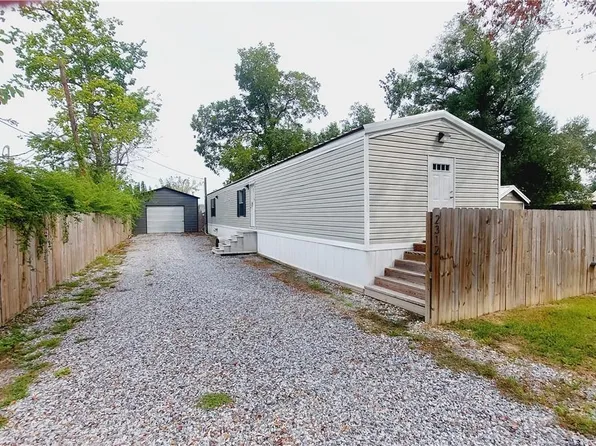 2312 May St, Westlake, LA 70669