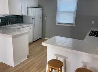 403 E Saratoga St APT 2, Ferndale, MI 48220