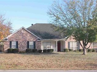 1505 N Whatley Rd, White Oak, TX 75693