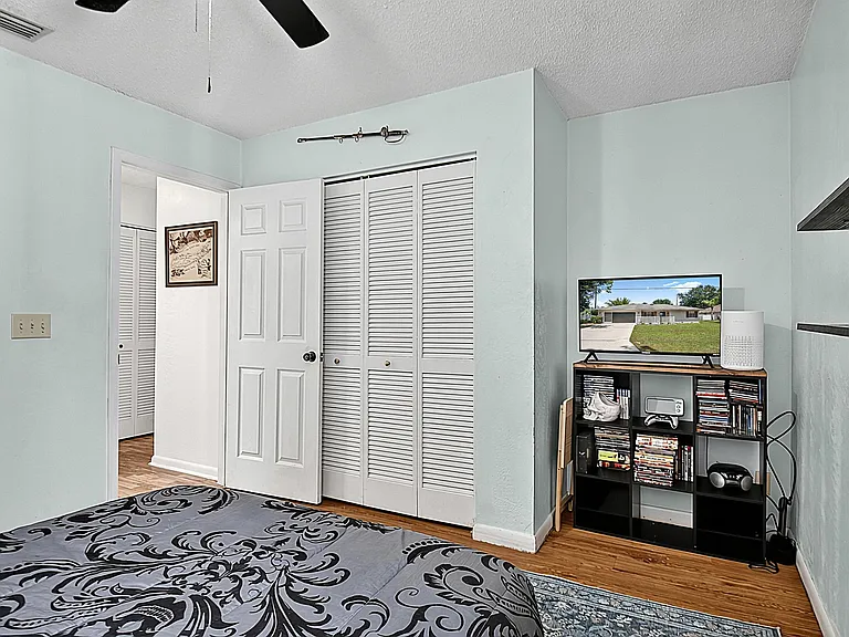 4 Zanzibar Balsan Ct — Photo 15