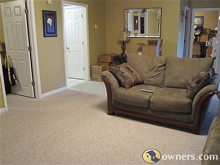 4th image of 355 Garden View Dr