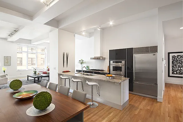 Sold by Stribling | media 19