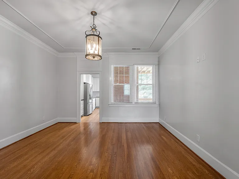 1211 Richmond Rd — Photo 31