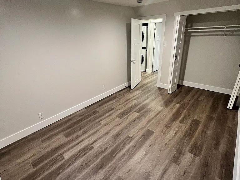 1142 W Lucky Cv — Photo 14