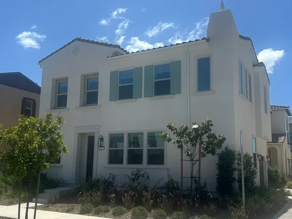 680 Edward Scholle Dr, Camarillo, CA 93010
