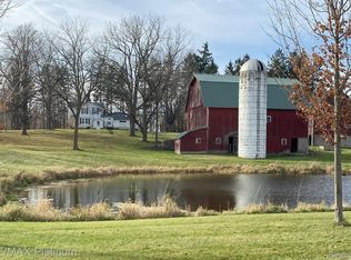 3850 Jewell Rd, Howell, MI 48843