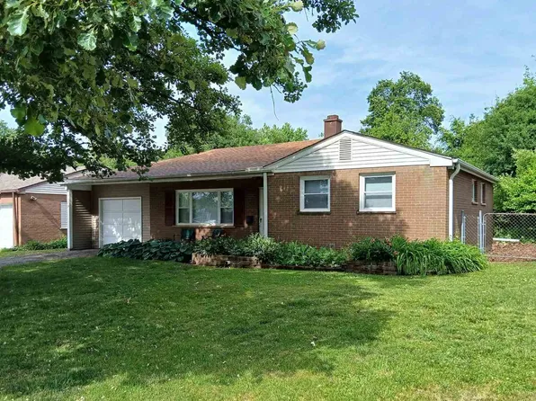6325 Dunham Rd, Downers Grove, IL 60516