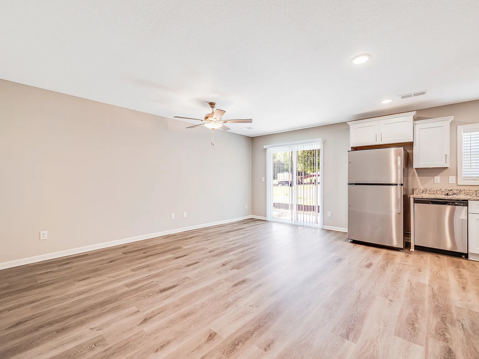 Pine Creek Townhomes — Photo 4