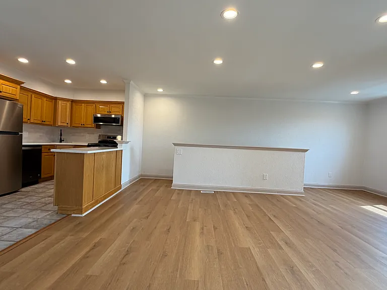 9168 Ellie Dr #B — Photo 2