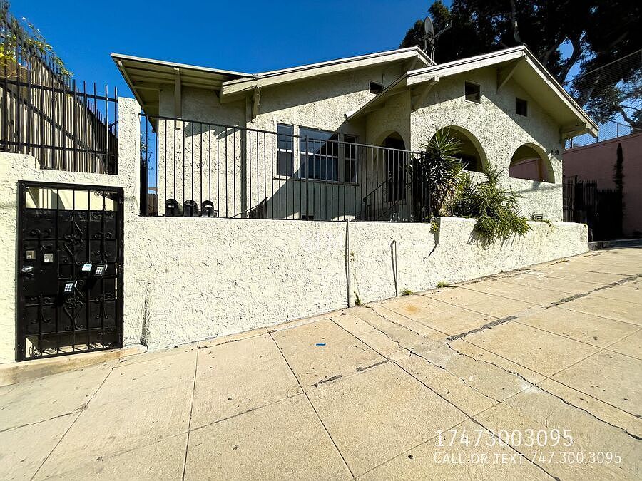 1st image of 2161 Clifford St