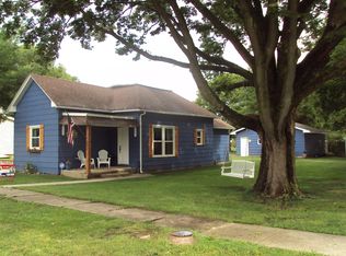 312 W Carter, Cerro Gordo, IL 61818