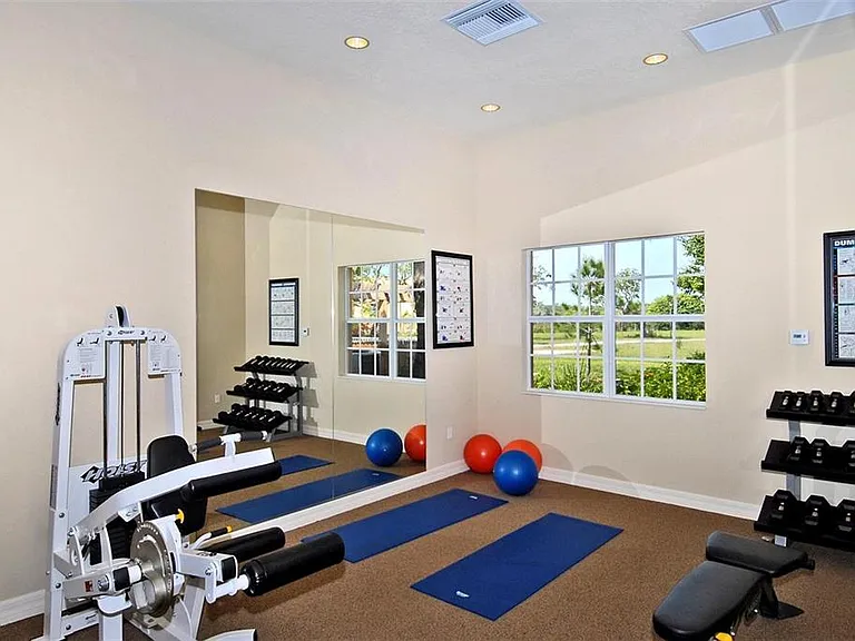 1921 Monte Carlo Dr #302 — Photo 31