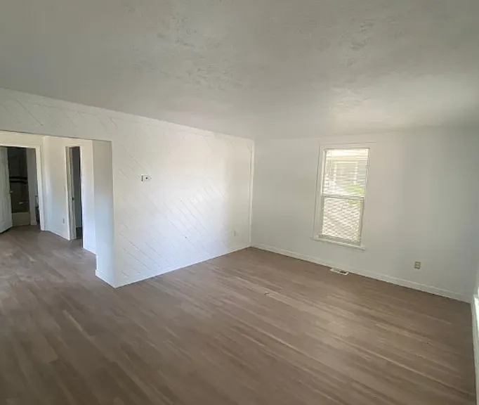 314 E Ermina Ave — Photo 11