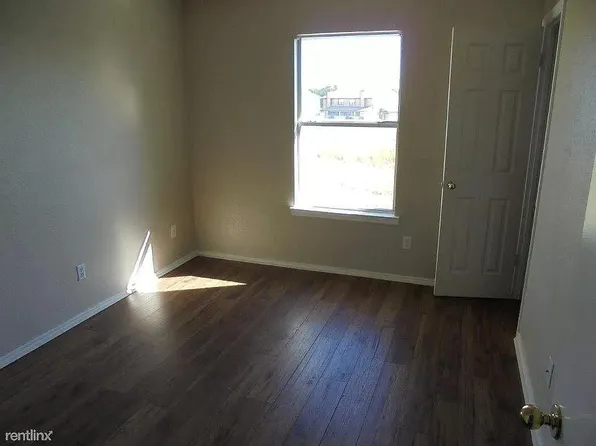 607 W Church Ave #1, Killeen, TX 76541