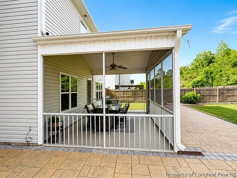 3541 Castlefield Ln — Photo 2