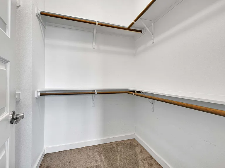 1162 N Olive St — Photo 20